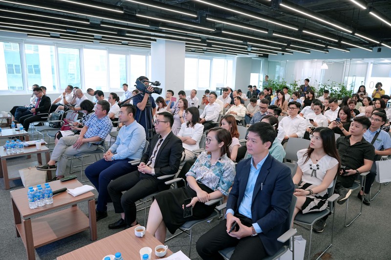 Các đại biểu, khách mời, doanh nghiệp tham dự Hội thảo Các đại biểu, khách mời, doanh nghiệp tham dự Hội thảo