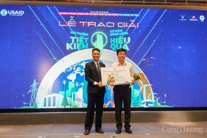 Đà Nẵng: Tôn vinh 10 doanh nghiệp sử dụng năng lượng tiết kiệm và hiệu quả Đà Nẵng: Tôn vinh 10 doanh nghiệp sử dụng năng lượng tiết kiệm và hiệu quả