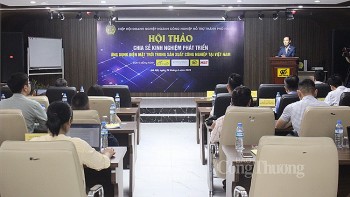 Chia sẻ kinh nghiệm, lợi ích trong phát triển điện mặt trời trong sản xuất công nghiệp
