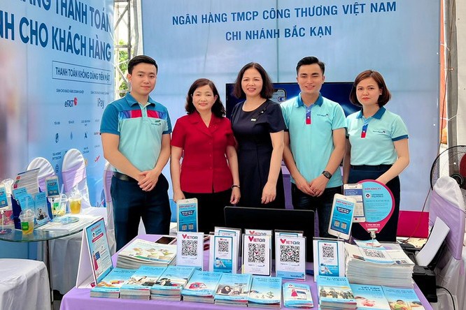 Bắc Kạn: Phát triển hình thức thanh toán không dùng tiền mặt tại chợ truyền thống