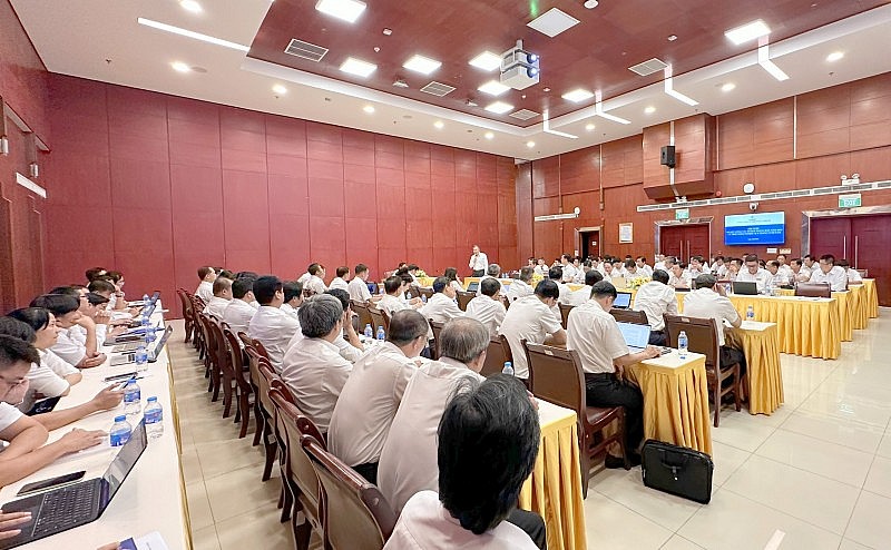 Tập trung mọi nguồn lực hoàn thành các chỉ tiêu đầu tư xây dựng các công trình điện năm 2023 Tập trung mọi nguồn lực hoàn thành các chỉ tiêu đầu tư xây dựng các công trình điện năm 2023