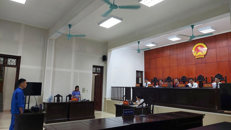 Quang cảnh phiên tòa (Ảnh QMG)