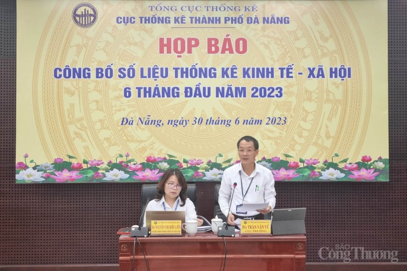 Đà Nẵng: 6 tháng đầu năm 2023, kinh tế chỉ tăng trưởng 3,74% Đà Nẵng: 6 tháng đầu năm 2023, kinh tế chỉ tăng trưởng 3,74%