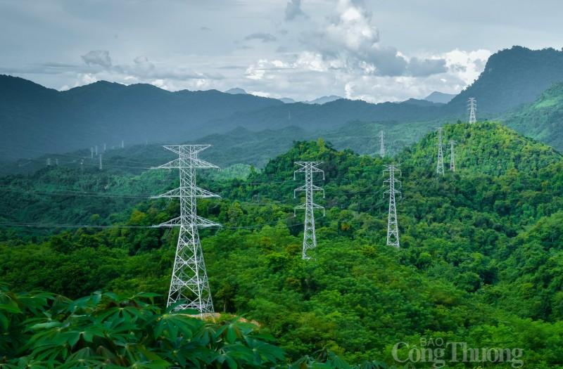 EVNNPT: Thực hiện tốt vai trò “xương sống” của hệ thống điện quốc gia EVNNPT: Thực hiện tốt vai trò “xương sống” của hệ thống điện quốc gia