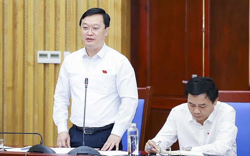 Ông Nguyễn Đức Trung – Chủ tịch UBND tỉnh Nghệ An phát biểu tại buổi thảo luận. Ông Nguyễn Đức Trung – Chủ tịch UBND tỉnh Nghệ An phát biểu tại buổi thảo luận.