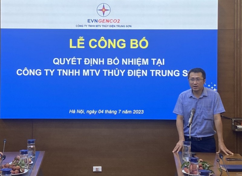 Ông Nguyễn Trường Chinh – Trưởng phòng Hành chính – Lao động phát biểu nhận nhiệm vụ Ông Nguyễn Trường Chinh – Trưởng phòng Hành chính – Lao động phát biểu nhận nhiệm vụ