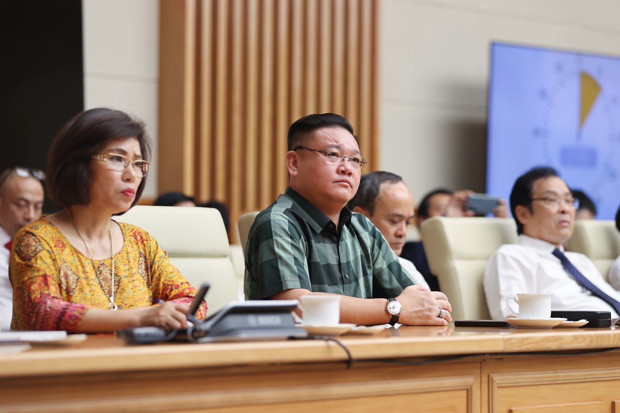 Tiếp tục hạ lãi suất cho vay để hỗ trợ doanh nghiệp thiết thực, kịp thời hơn nữa - Ảnh 6. Tiếp tục hạ lãi suất cho vay để hỗ trợ doanh nghiệp thiết thực, kịp thời hơn nữa - Ảnh 6.