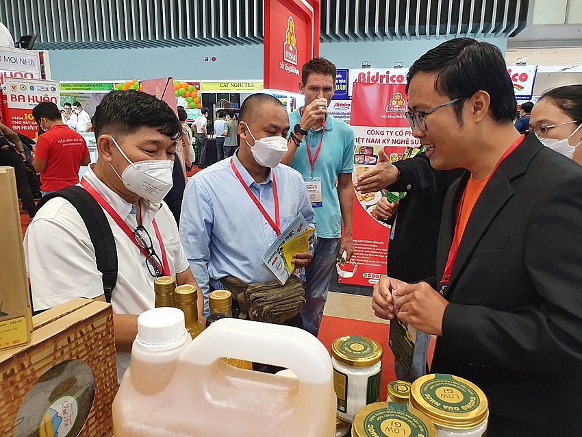 Doanh nghiệp tích cực quảng bá sản phẩm OCOP tại các hội chợ Doanh nghiệp tích cực quảng bá sản phẩm OCOP tại các hội chợ