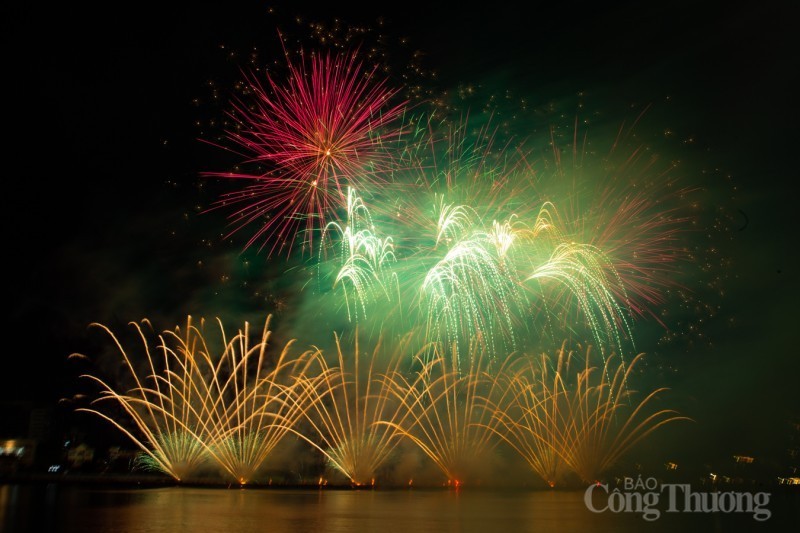 Đà Nẵng: Thị trường sôi động dịp chung kết lễ hội pháo hoa quốc tế DIFF 2023 Đà Nẵng: Thị trường sôi động dịp chung kết lễ hội pháo hoa quốc tế DIFF 2023