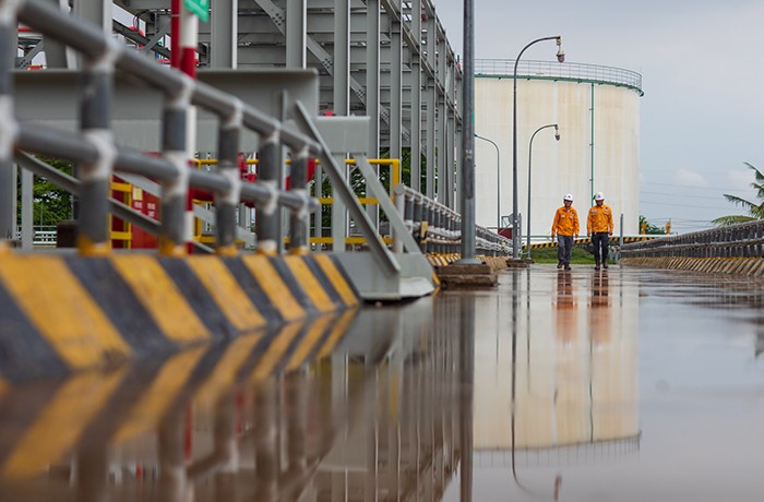 Ngắm kho cảng LNG Thị Vải gần 6.500 tỷ đồng trước ngày đón tàu LNG đầu tiên về Việt Nam Ngắm kho cảng LNG Thị Vải gần 6.500 tỷ đồng trước ngày đón tàu LNG đầu tiên về Việt Nam
