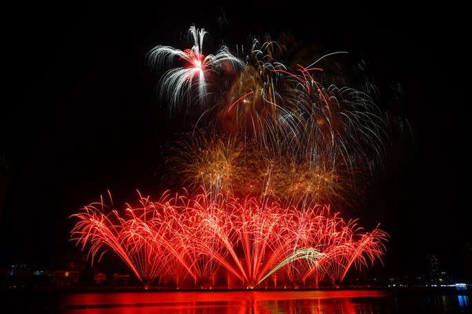 Đội Pháp vô địch Lễ hội Pháo hoa Quốc tế Đà Nẵng - Ảnh 12.