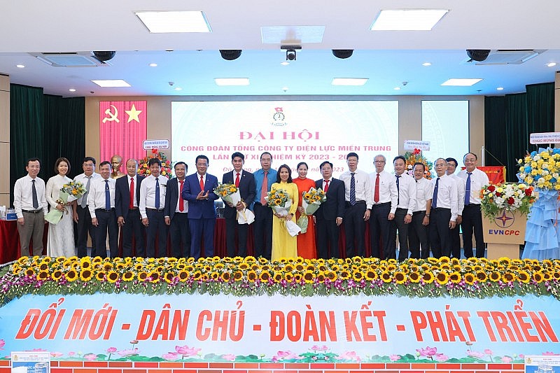 Công đoàn Tổng công ty Điện lực miền Trung tổ chức thành công Đại hội lần thứ XI, nhiệm kỳ 2023 – 2028 Công đoàn Tổng công ty Điện lực miền Trung tổ chức thành công Đại hội lần thứ XI, nhiệm kỳ 2023 – 2028