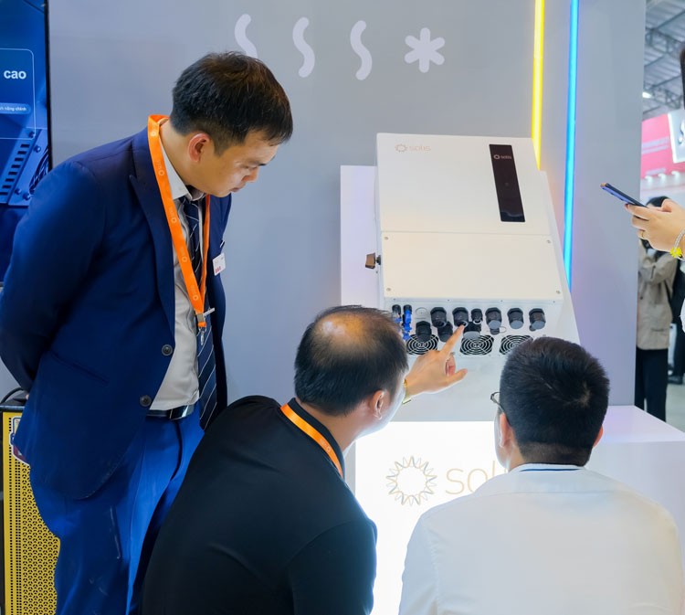 Công nghệ Solis S6 Pro Advanced Power Hybrid Inverter lần đầu tiên ra mắt tại Việt Nam