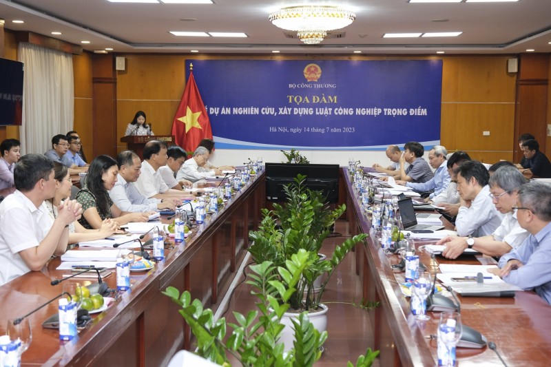 Bộ Công Thương tổ chức Tọa đàm về Dự án Luật Công nghiệp trọng điểm Bộ Công Thương tổ chức Tọa đàm về Dự án Luật Công nghiệp trọng điểm