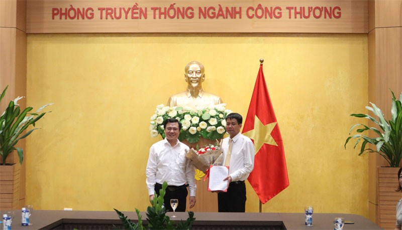 Bộ Công Thương công bố một số Quyết định về nhân sự