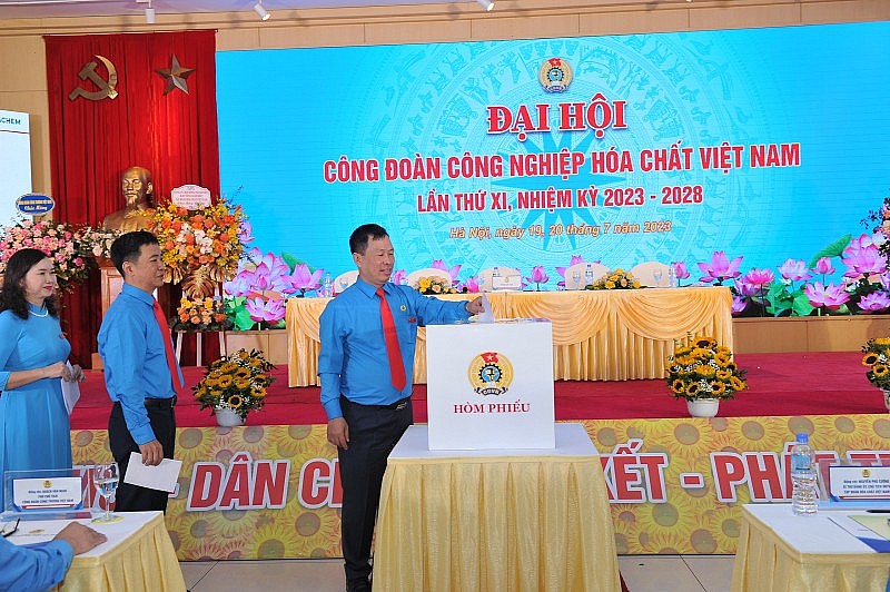 Công đoàn Công nghiệp Hóa chất Việt Nam tổ chức thành công Đại hội lần thứ XI Công đoàn Công nghiệp Hóa chất Việt Nam tổ chức thành công Đại hội lần thứ XI