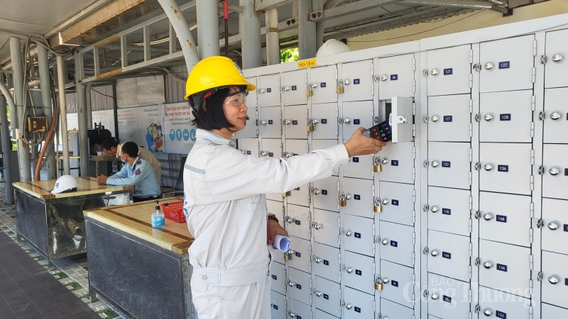 Bài 1: Cảm xúc đặc biệt về nhà máy lọc dầu đầu tiên của Việt Nam Bài 1: Cảm xúc đặc biệt về nhà máy lọc dầu đầu tiên của Việt Nam