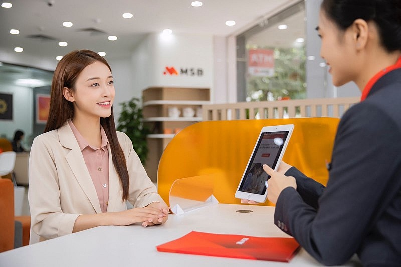 MSB nỗ lực trong việc chuyển đổi, đa dạng hóa cơ cấu nguồn thu, đặc biệt trong bối cảnh các hoạt động kinh doanh dựa trên cho vay đang có nhiều biến động bất lợi. MSB nỗ lực trong việc chuyển đổi, đa dạng hóa cơ cấu nguồn thu, đặc biệt trong bối cảnh các hoạt động kinh doanh dựa trên cho vay đang có nhiều biến động bất lợi.