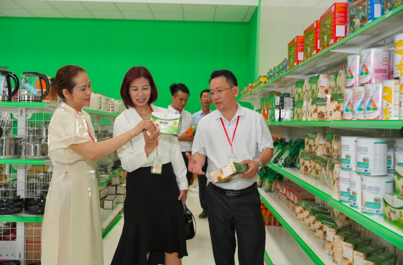 Ecofarm Pay Rest Stop - Hội tụ và lan toả sản phẩm nông sản Việt chất lượng Ecofarm Pay Rest Stop - Hội tụ và lan toả sản phẩm nông sản Việt chất lượng