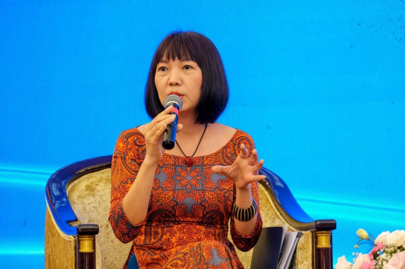 Bà Trần Tuyết Lan Bà Trần Tuyết Lan