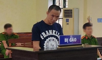 Thanh Hóa: Tuyên phạt 42 tháng tù cán bộ ngân hàng chiếm đoạt hàng trăm triệu đồng của khách chơi game