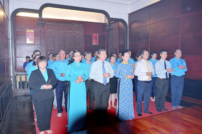 Công đoàn Khối doanh nghiệp Thương mại Trung ương tại TP. HCM hội nghị thường trực Đảng ủy Khối trước Đại hội VII Công đoàn Khối doanh nghiệp Thương mại Trung ương tại TP. HCM hội nghị thường trực Đảng ủy Khối trước Đại hội VII