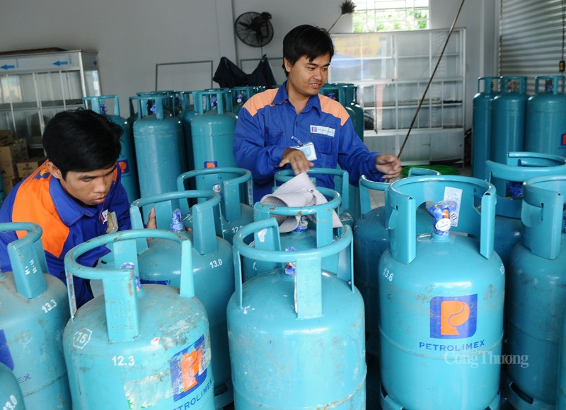 Giá gas trong nước phụ thuộc vào diễn biến thế giới Giá gas trong nước phụ thuộc vào diễn biến thế giới