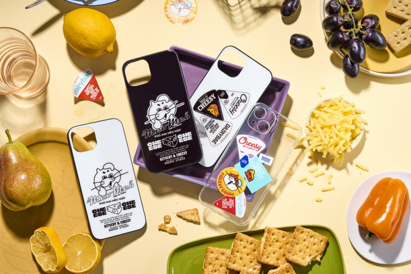 Tông màu chủ đạo đen trắng tối giản với phông chữ riêng của BAEMIN được sắp xếp bắt mắt giúp tạo sự đồng nhất, khác biệt cho các sản phẩm. Tông màu chủ đạo đen trắng tối giản với phông chữ riêng của BAEMIN được sắp xếp bắt mắt giúp tạo sự đồng nhất, khác biệt cho các sản phẩm.