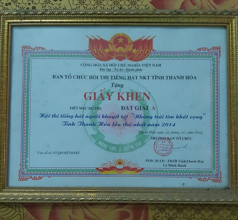 Anh Tường giành giải A trong Hội thi tiếng hát người khuyết tật năm 2014