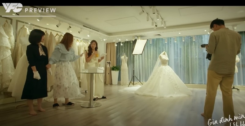 Hà cố gắng hàn gắn mối quan hệ của Danh - Trâm Anh - Nguồn: VFC Hà cố gắng hàn gắn mối quan hệ của Danh - Trâm Anh - Nguồn: VFC