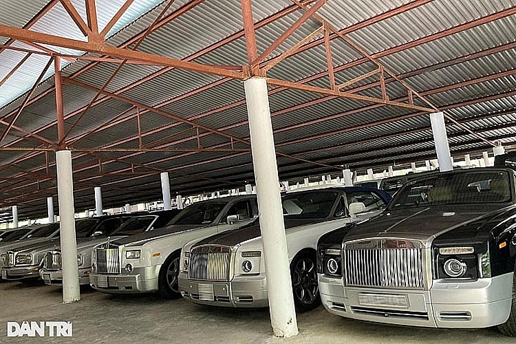 Ông Đặng Lê Nguyên Vũ mua 3 siêu xe, tổng giá trị hơn 45 tỷ đồng Ông Đặng Lê Nguyên Vũ mua 3 siêu xe, tổng giá trị hơn 45 tỷ đồng