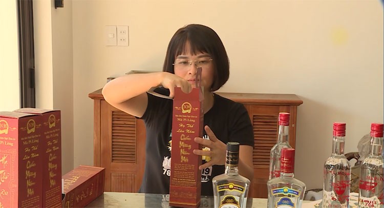 Đồng Văn (Hà Giang) phát triển các sản phẩm OCOP gắn với thị trường tiêu thụ Đồng Văn (Hà Giang) phát triển các sản phẩm OCOP gắn với thị trường tiêu thụ