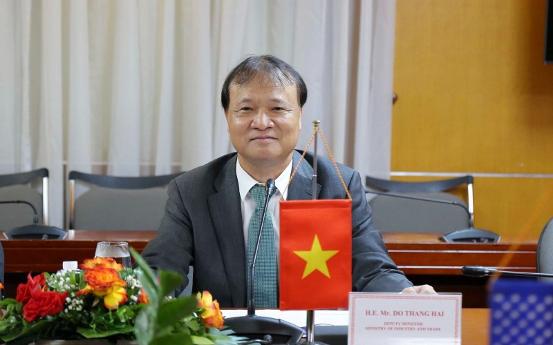 Thứ trưởng Đỗ Thắng Hải khẳng định luôn coi Hoa Kỳ là đối tác quan trọng hàng đầu của Việt Nam Thứ trưởng Đỗ Thắng Hải khẳng định luôn coi Hoa Kỳ là đối tác quan trọng hàng đầu của Việt Nam