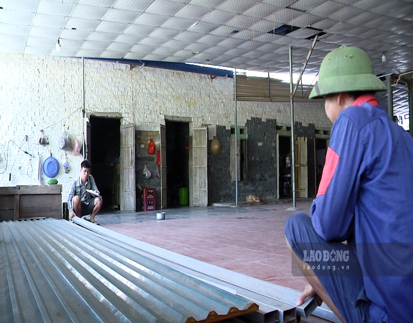 Dự án xử lý rác nghìn tỉ treo hơn 4 năm, người dân đi hay ở đều khổ