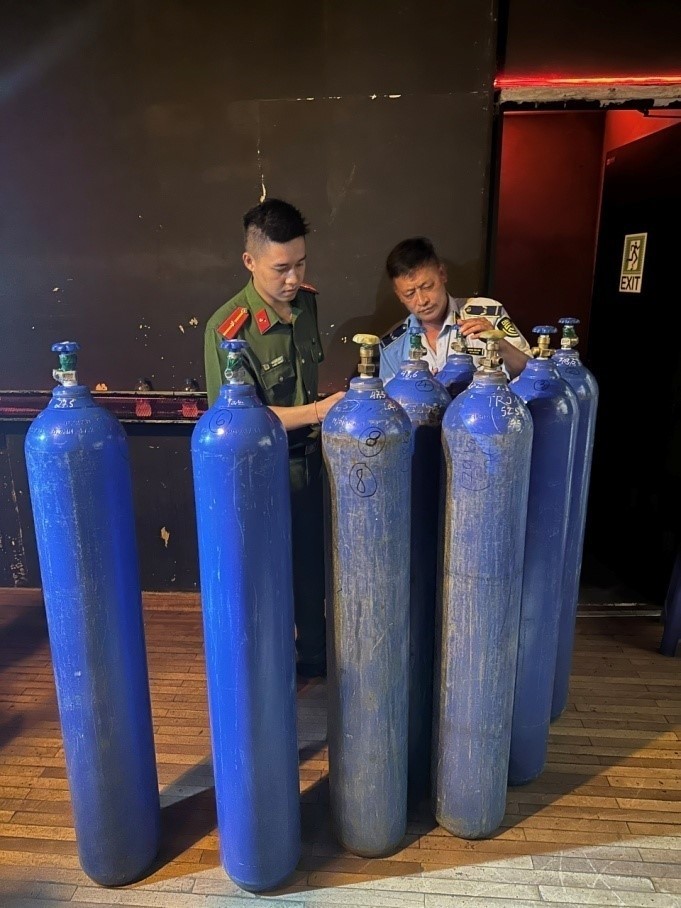 Điều tra vụ fanpage Công an Hà Nội bị đăng hình ảnh nhạy cảm Điều tra vụ fanpage Công an Hà Nội bị đăng hình ảnh nhạy cảm