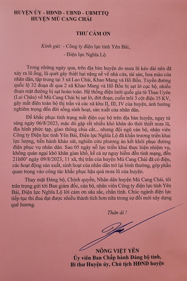 Người dân Mù Cang Chải phấn khởi khi có điện trở lại sau mưa lũ Người dân Mù Cang Chải phấn khởi khi có điện trở lại sau mưa lũ
