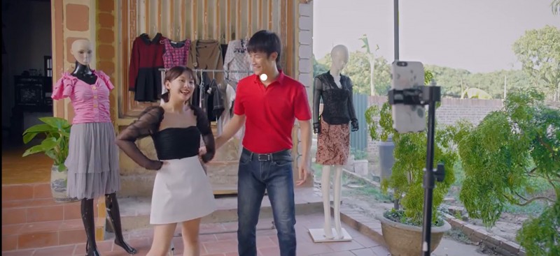 Món quà của cha tập 12: Sóng gió liên tiếp ập đến với Nghĩa, Quyên đến dằn mặt nữ nhân viên mát-xa Món quà của cha tập 12: Sóng gió liên tiếp ập đến với Nghĩa, Quyên đến dằn mặt nữ nhân viên mát-xa