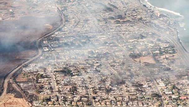 Các tòa nhà bị hư hại ở Lahaina, Hawaii, do hậu quả của ngọn lửa. Ảnh: Carter Barto/EPA