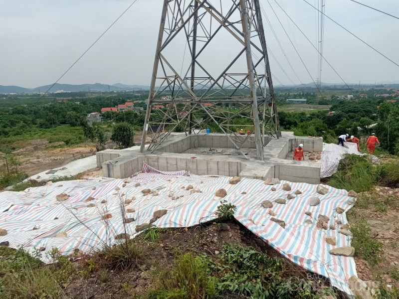 Đường dây 500kV 571 Quảng Ninh - 571 Mông Dương: Hoàn thành công tác bảo dưỡng, sửa chữa