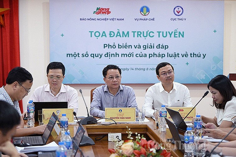 toàn cảnh tọa đàm