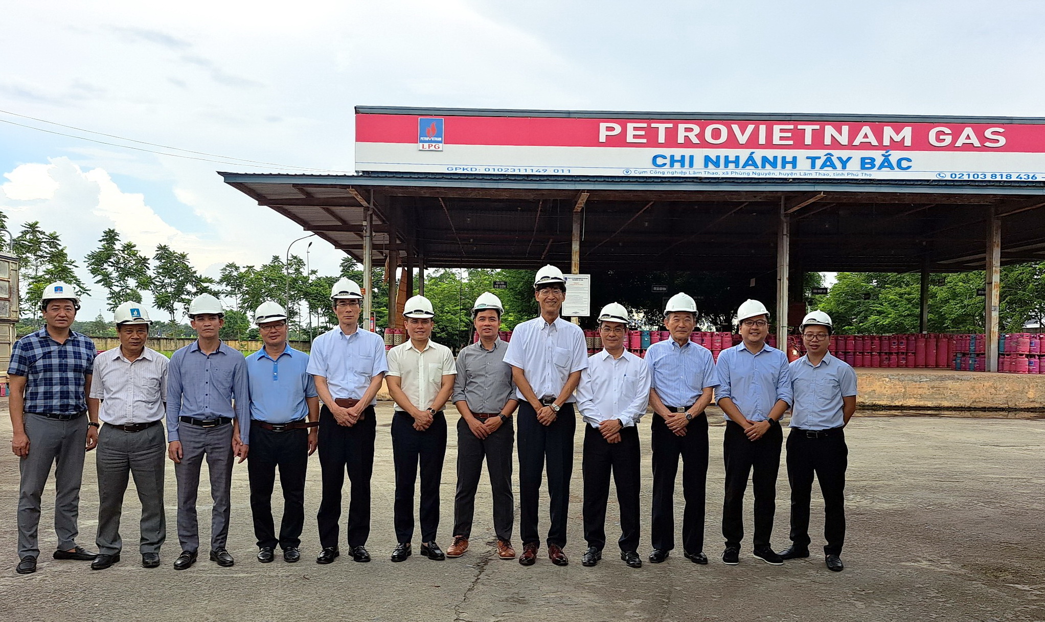 Khởi động dự án hợp tác về Nâng cao năng lực quản lý phân phối LPG bằng mã vạch Khởi động dự án hợp tác về Nâng cao năng lực quản lý phân phối LPG bằng mã vạch
