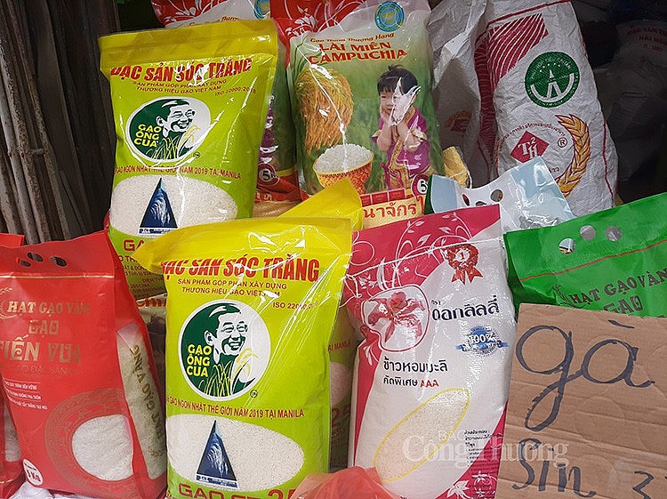 các loại gạo cao cấp ít có sự điều chỉnh về giá các loại gạo cao cấp ít có sự điều chỉnh về giá