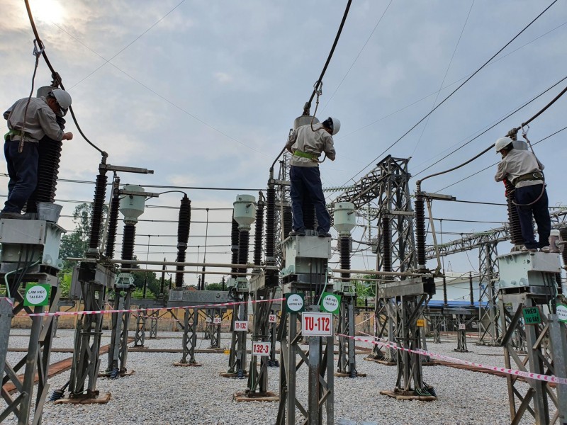 Tổng công ty Điện lực - TKV: Nỗ lực cung ứng điện cho nền kinh tế Tổng công ty Điện lực - TKV: Nỗ lực cung ứng điện cho nền kinh tế