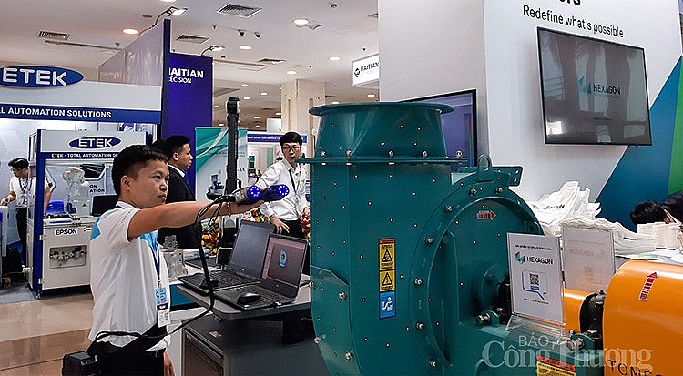dòng sản phẩm ZG - Scan, một trong những công nghệ mới nhất của Hexagon đến giới thiệu với các đối tác, khách hàng tại Hội chợ Công nghiệp hỗ trợ Hà Nội năm 2023