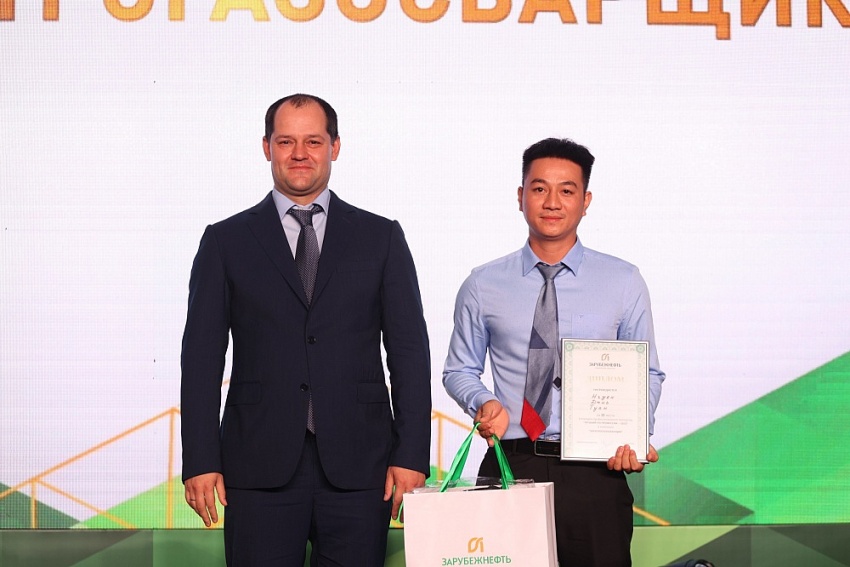 Vietsovpetro đạt thành tích cao tại Hội thi tay nghề giỏi AO Zarubezhneft năm 2023 Vietsovpetro đạt thành tích cao tại Hội thi tay nghề giỏi AO Zarubezhneft năm 2023