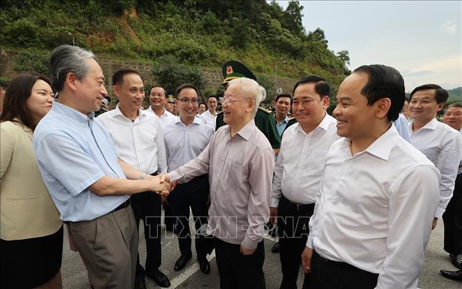 Tổng Bí thư Nguyễn Phú Trọng thăm Cửa khẩu Quốc tế Hữu Nghị - Ảnh 2. Tổng Bí thư Nguyễn Phú Trọng thăm Cửa khẩu Quốc tế Hữu Nghị - Ảnh 2.