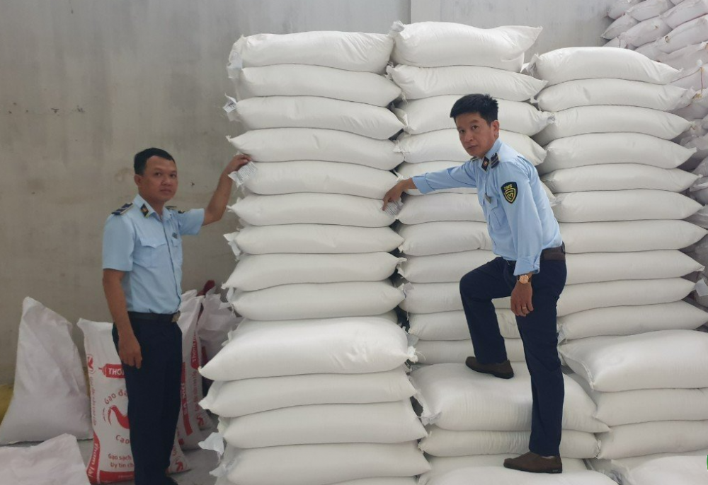 Không để xảy ra tình trạng đầu cơ trục lợi giá gạo Bài 2: Không để xảy ra tình trạng đầu cơ trục lợi giá gạo