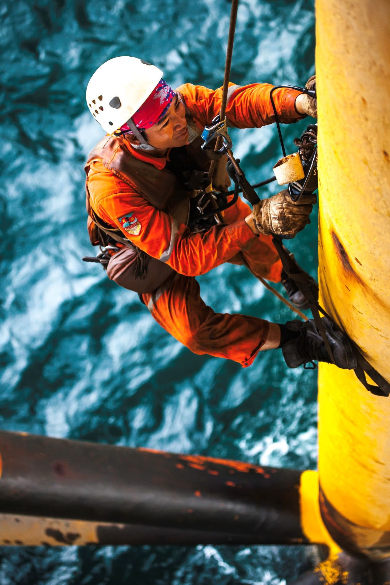 Đón đầu xu thế chuyển dịch năng lượng, nâng cao năng lực cạnh tranh trong lĩnh vực dịch vụ của Petrovietnam Đón đầu xu thế chuyển dịch năng lượng, nâng cao năng lực cạnh tranh trong lĩnh vực dịch vụ của Petrovietnam