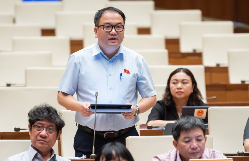 Giá nhà ở Việt Nam gấp 23,5 lần thu nhập một năm của hộ gia đình Giá nhà ở Việt Nam gấp 23,5 lần thu nhập một năm của hộ gia đình