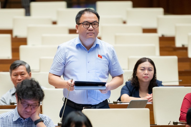 Bảo đảm đất cho đồng bào dân tộc thiểu số sinh hoạt cộng đồng Bảo đảm đất cho đồng bào dân tộc thiểu số sinh hoạt cộng đồng